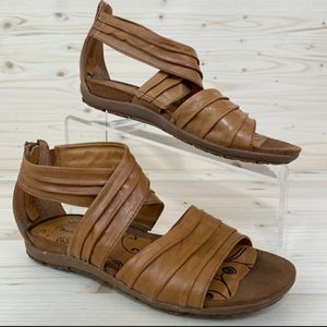 bare traps tipton wedge sandal